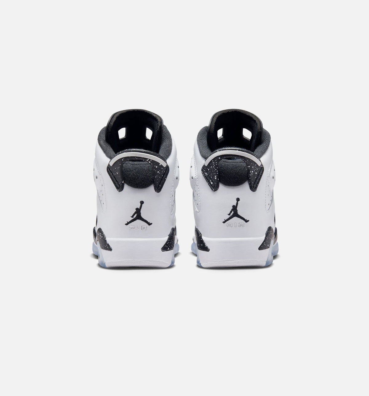 Air Jordan 6 Retro Black and White | Grade School Lifestyle Shoe | Black/White