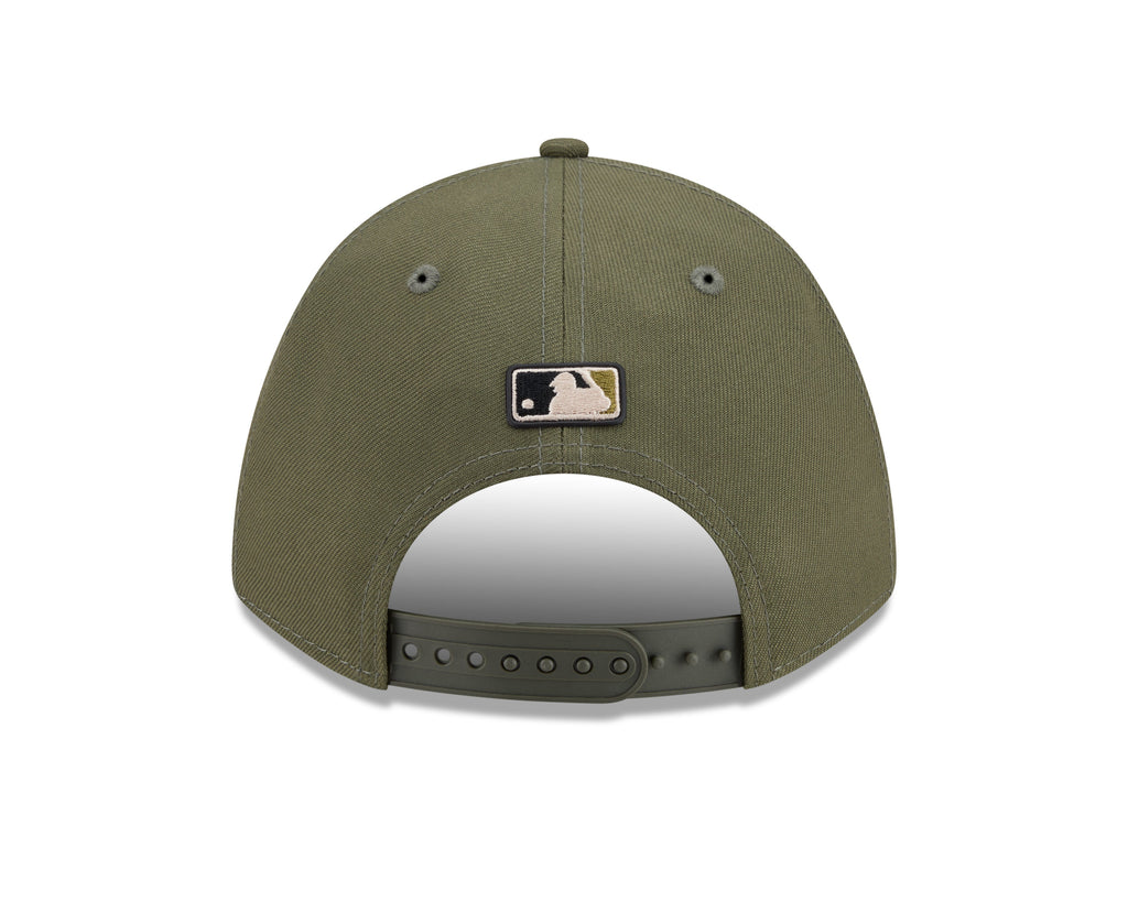 New Era 940 M Crown Chicago Cubs MLB26 Armed Forces Day Snapback Hat
