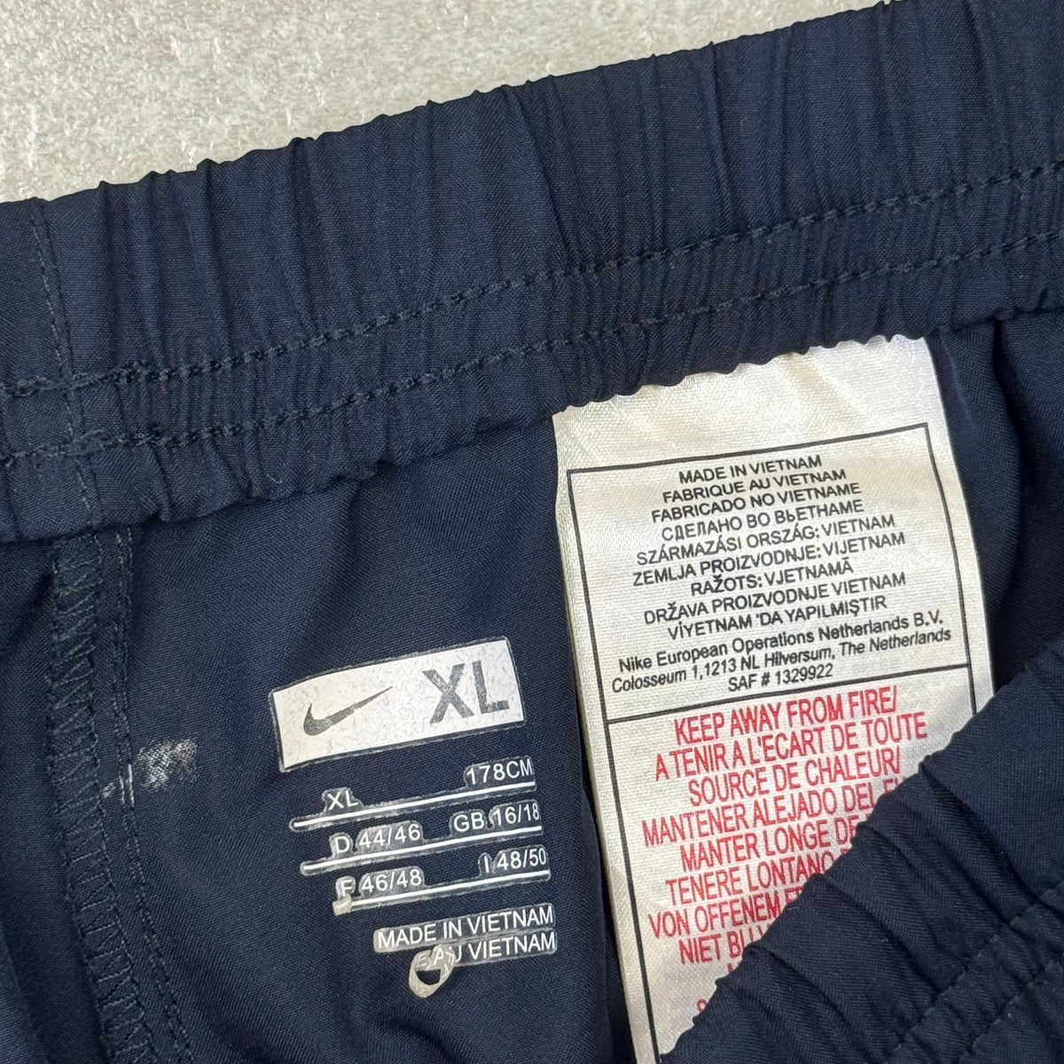 Vintage Nike Trackpants (wmns XL)