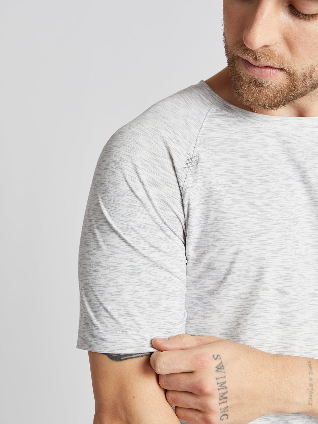 REIGN SHORT SLEEVE