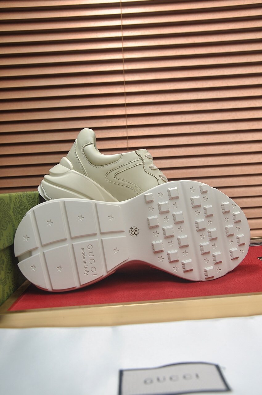 Gucci Off-White Stripe Chunky Sneakers