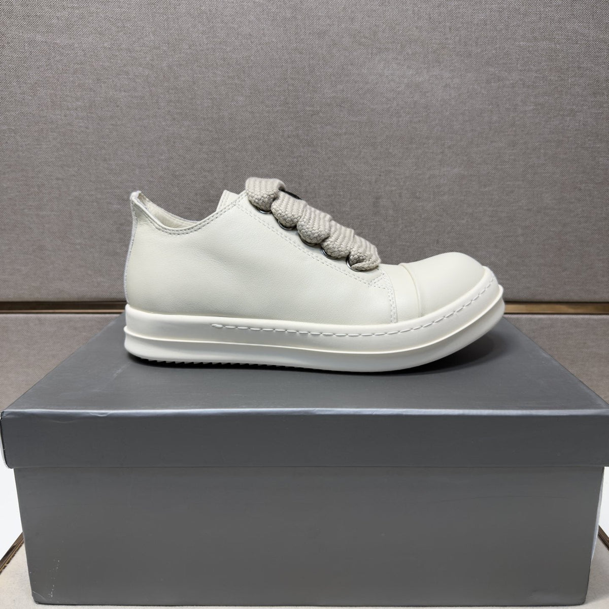 Rick Owens Off-White Low-Top Sneakers