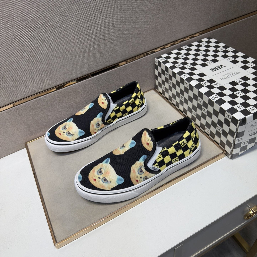 Vans Men's Teddy Bear Print Slip-On Shoes - Black, Yellow & White