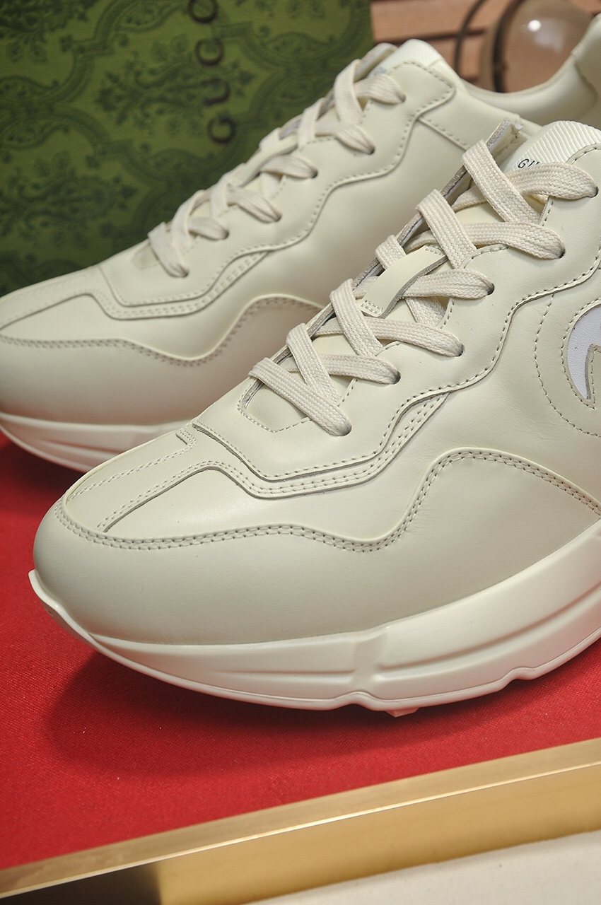 Gucci Off-White Chunky Sneakers