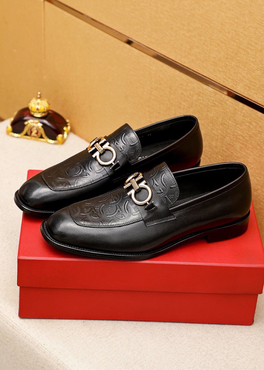 Ferragamo Men's Black Embossed Buckle Loafers - Metal Vamp Hardware