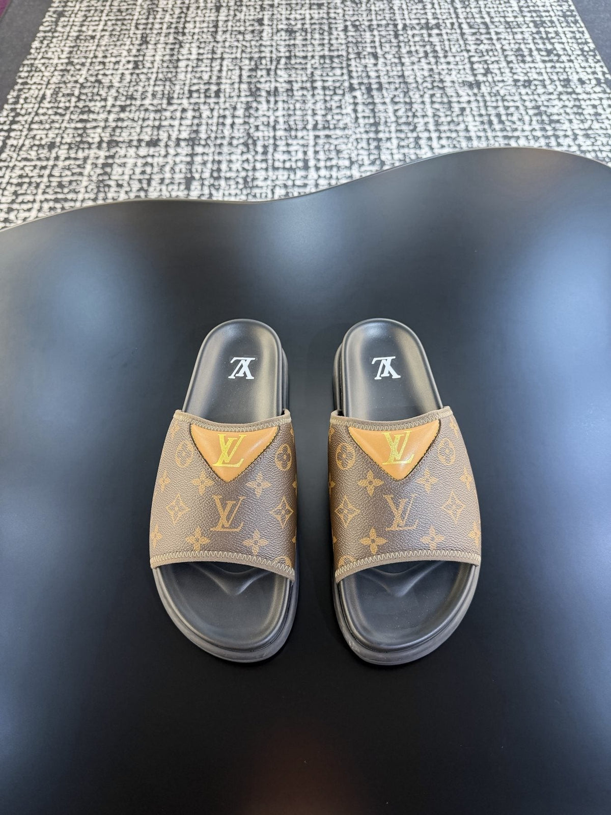 Louis Vuitton Monogram V Slide Sandals