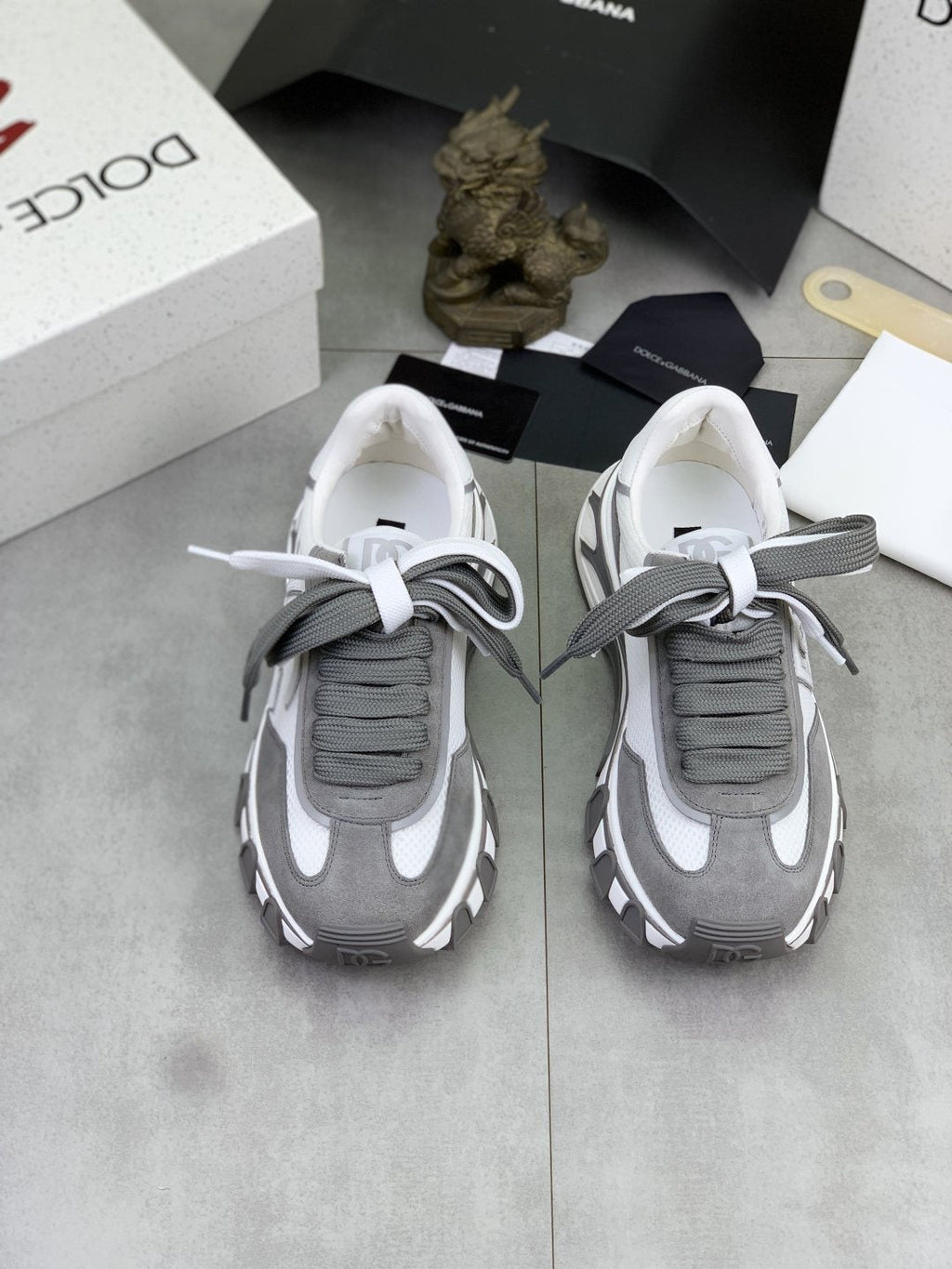 Dolce & Gabbana Logo Panel Low-Top Sneakers
