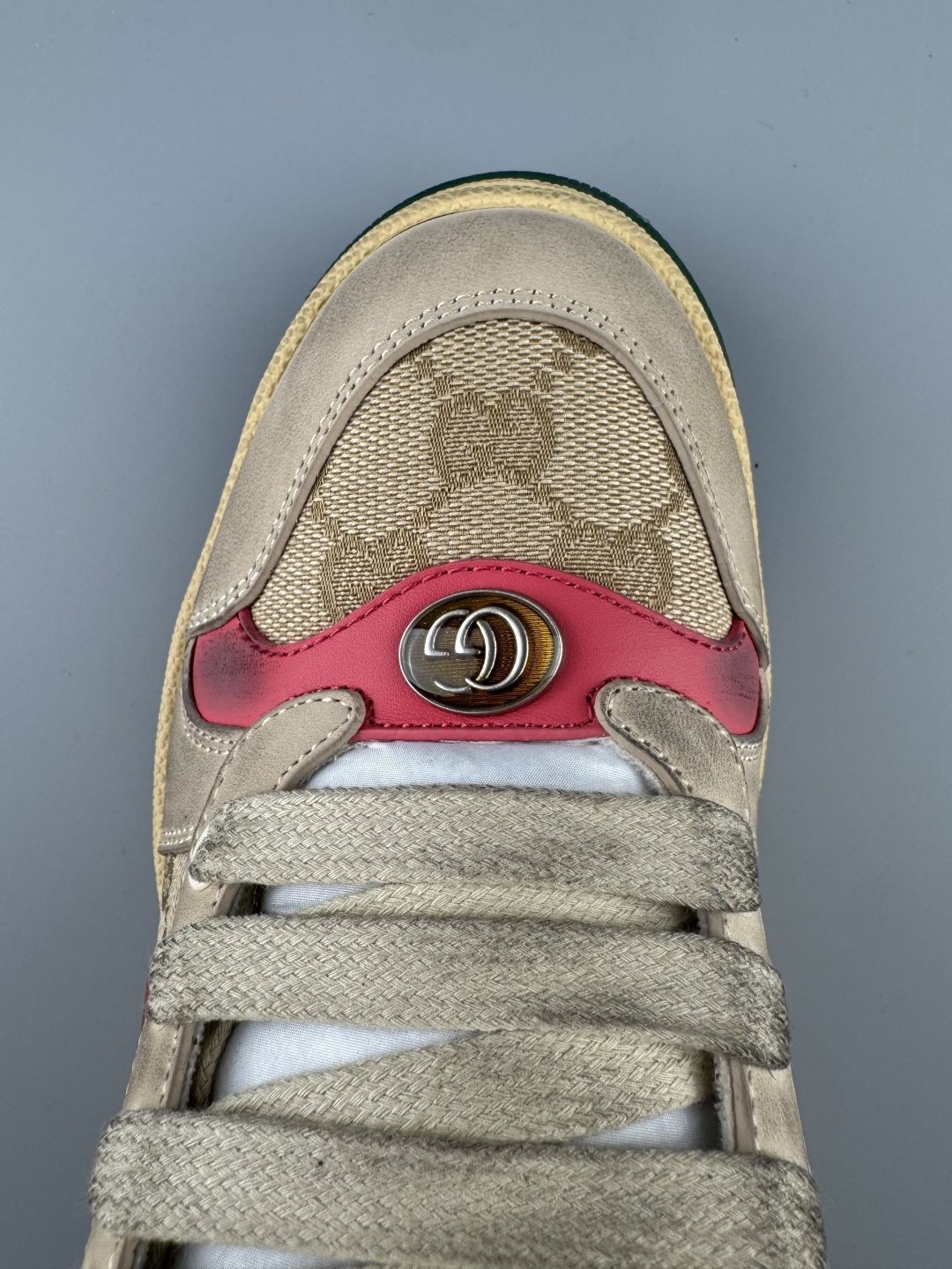 Gucci Beige Stripe Low-Top Sneakers