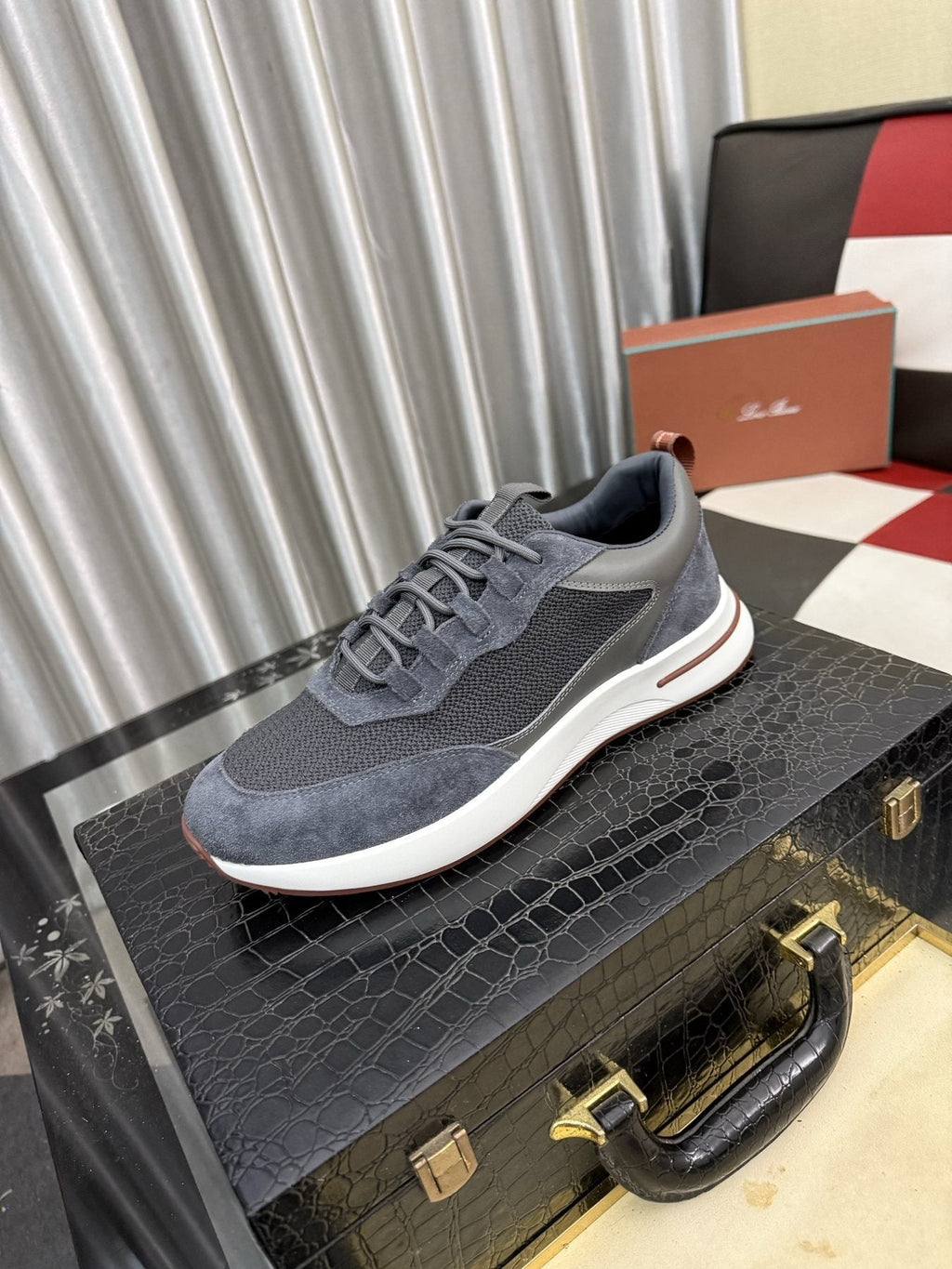 Men's Lace-Up Sneakers